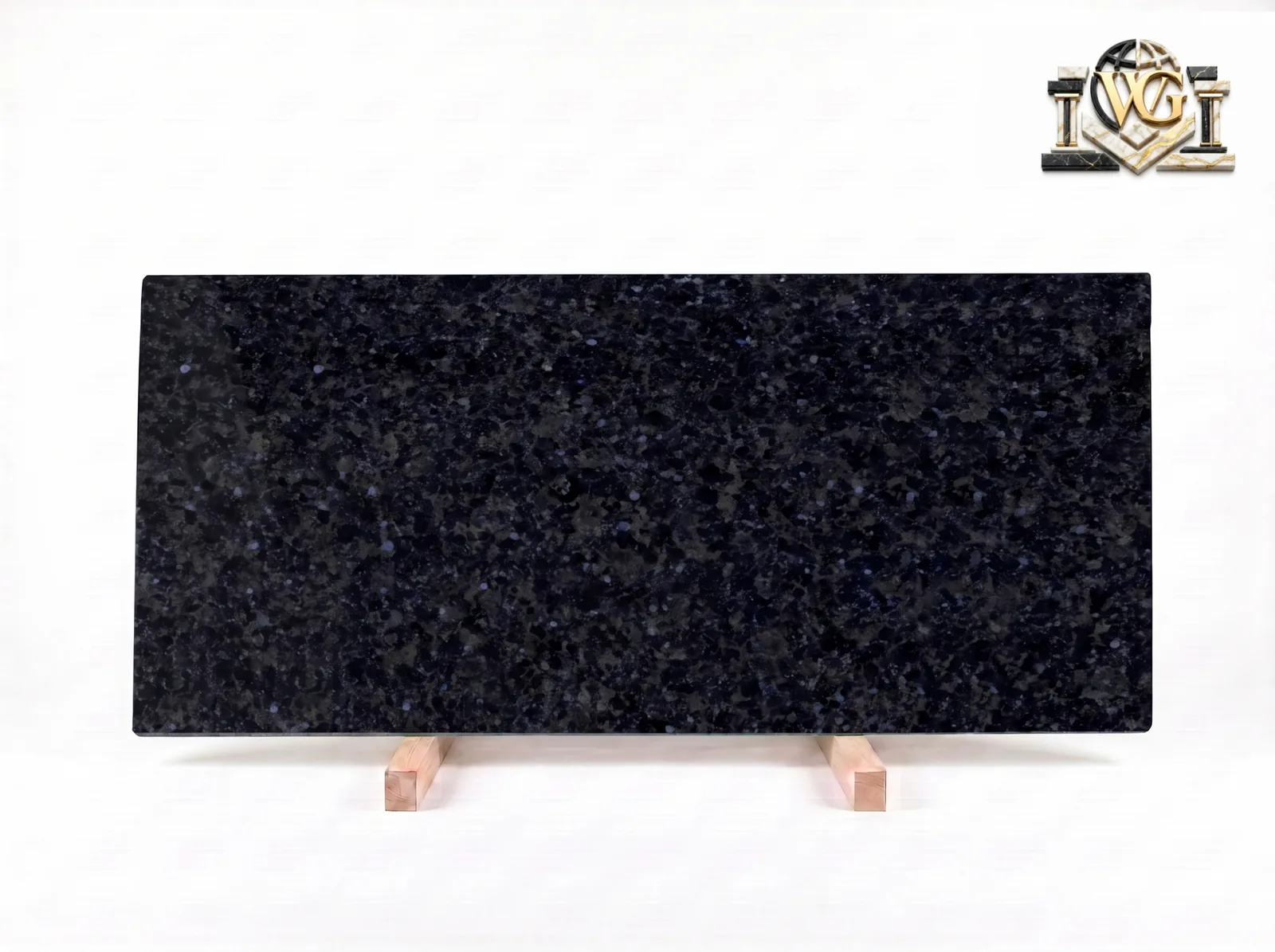 Ash Black — The full slab