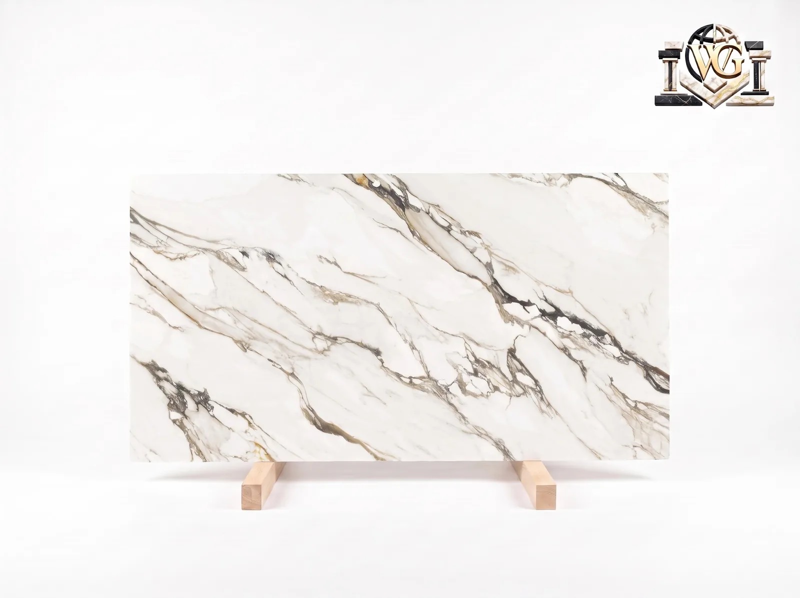 Auro Gold — The full slab