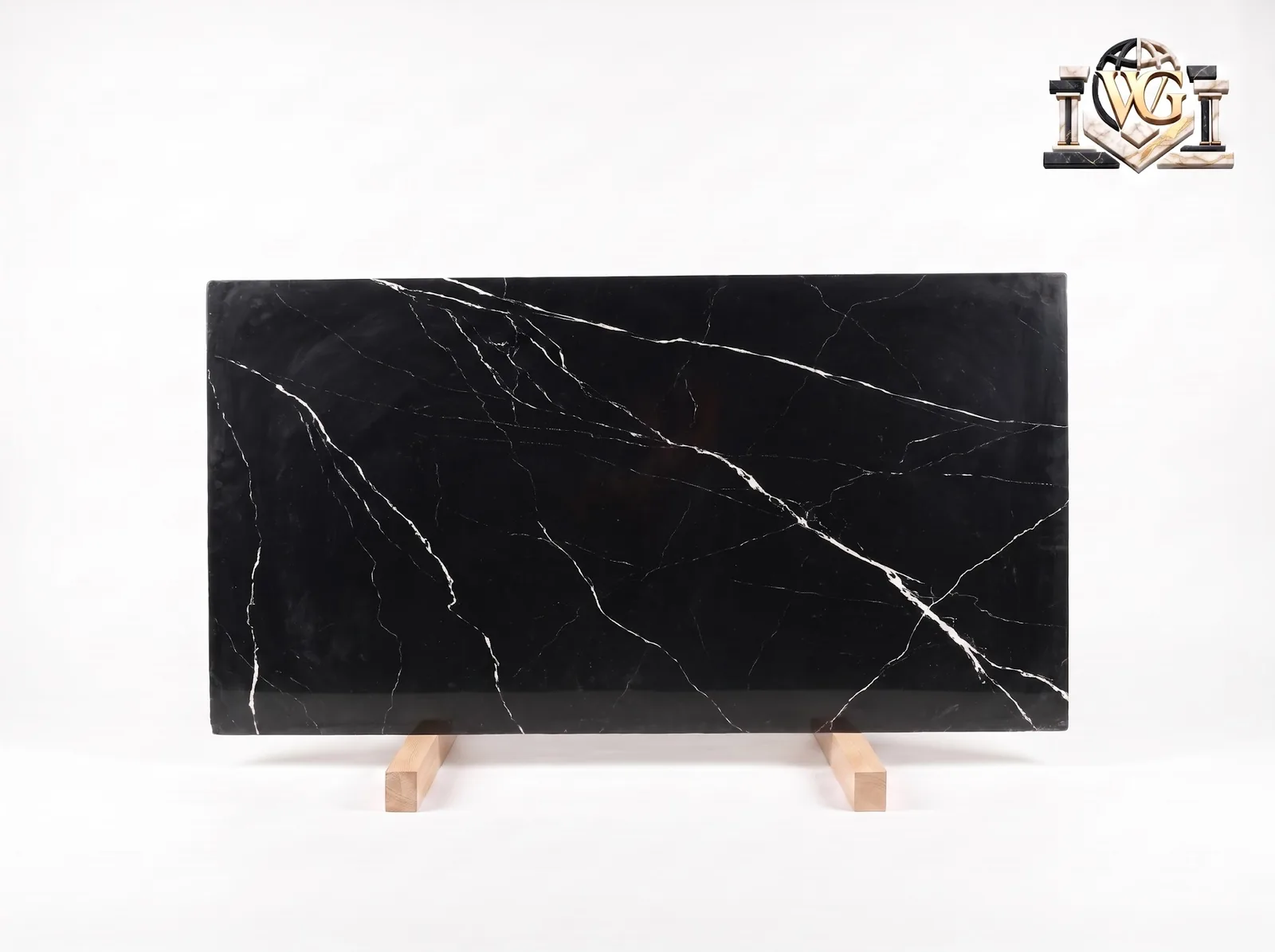 Black Marquina — The full slab