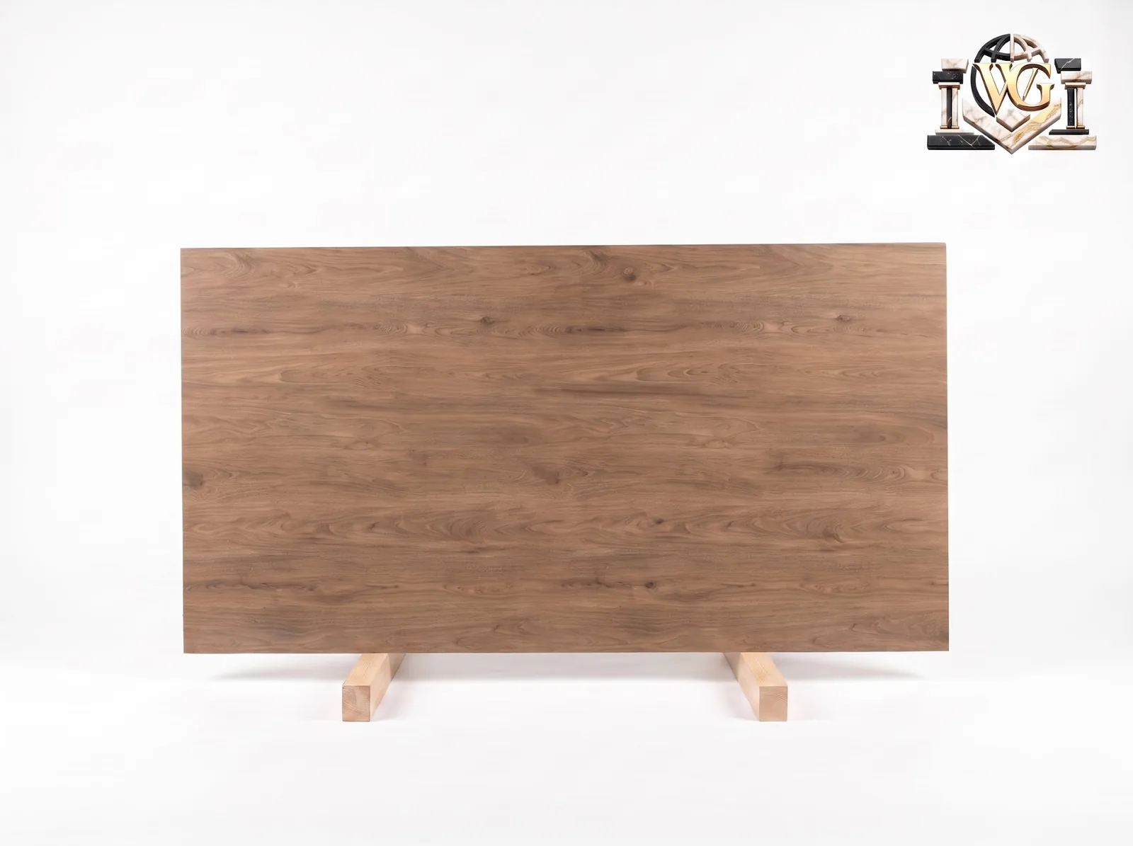 Oakwood Natural — The full slab